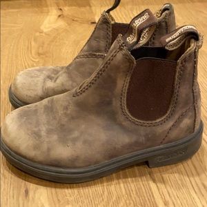 Blundstone Kids Boots - Sueded Brown Leather